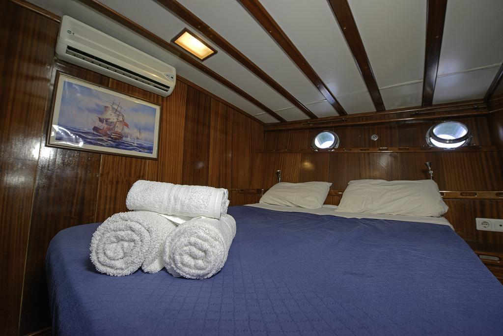 Tersane IV Vincitore 4 Hotel Di Bruno Barbieri Palermo Phòng bức ảnh